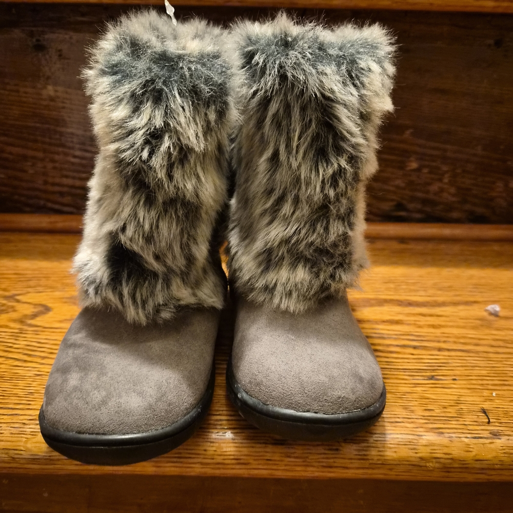 Carter's Gray Faux Fur Kids Boots